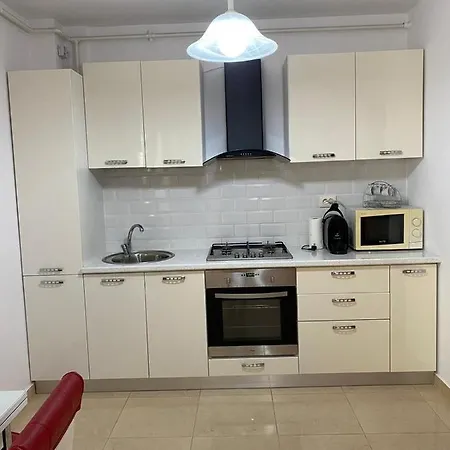 Apartament Rares 2 *
